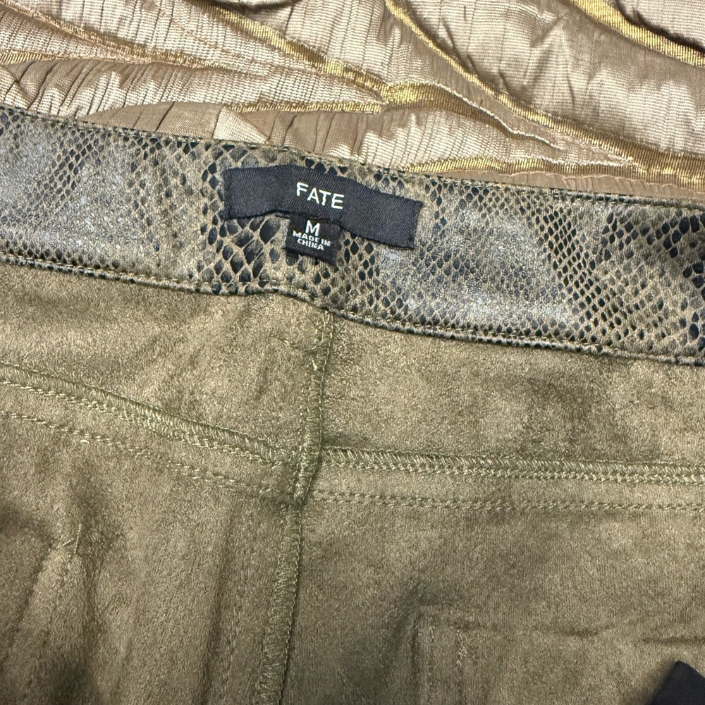 Pants - Picture 9 of 12
